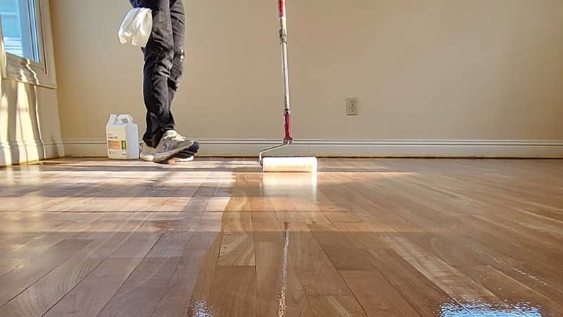 Mengenal system Finishing lantai kayu parquet