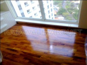 pemasangan lantai kayu parket