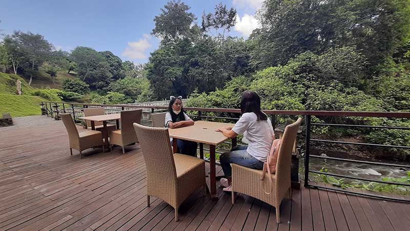 sthala ubud bali decking bengkirai
