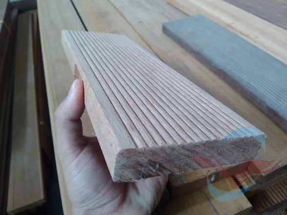 harga lantai kayu Decking Keruing