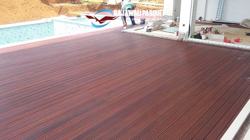 Decking kayu Outdoor balikpapan 3