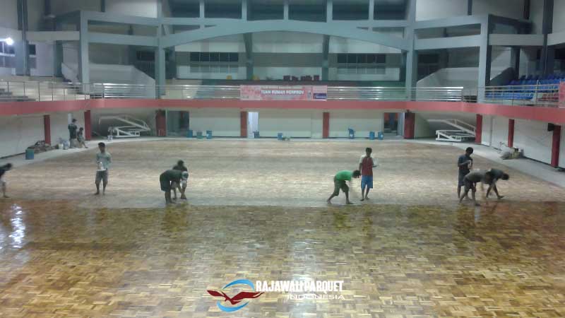 Lantai kayu GOR satria Purwokerto