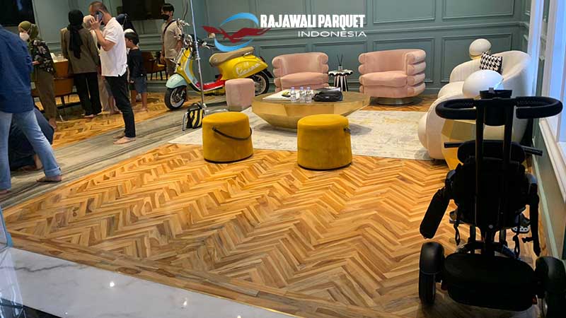 Lantai kayu solid jati C 1