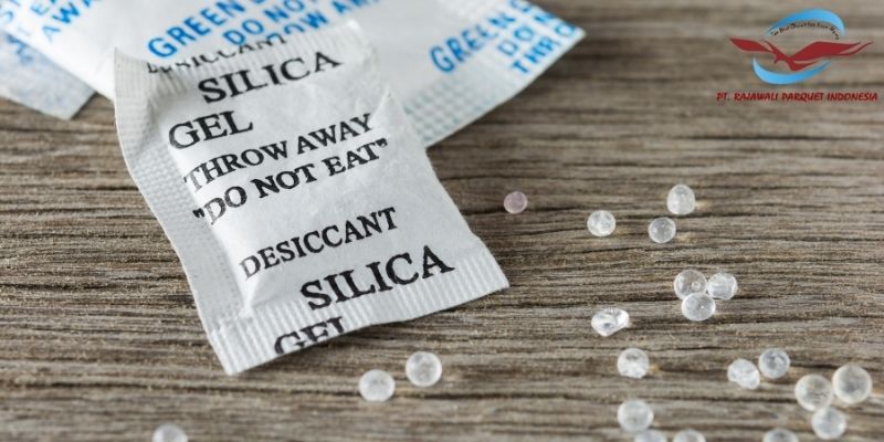 Tips Alami yang Efektif Membasmi Kutu Kayu - menggunakan silica gel