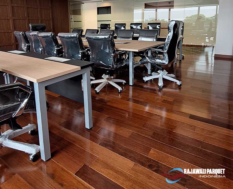 lantai kayu kantor