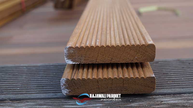 Tutorial memasang decking kayu