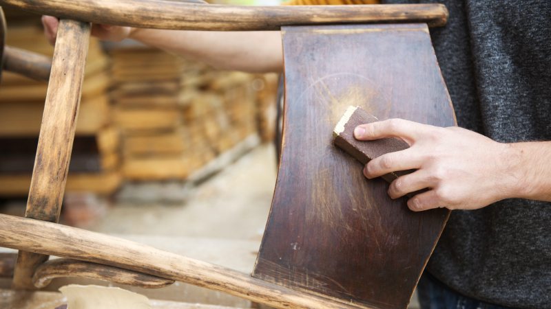 cara mengatasi jamur kayu (2)