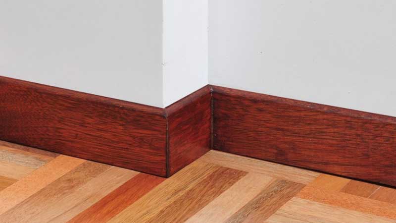 Plint kayu Merbau