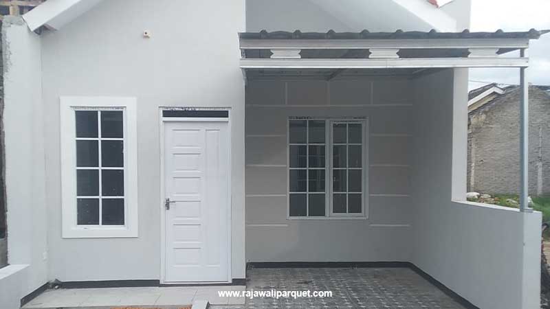 Teras rumah subsidi