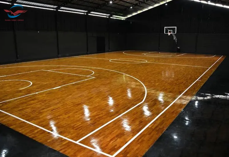 alasan warrior sport complex pilih lantai kayu